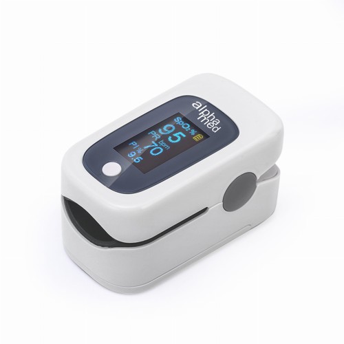 Pulsoksymetr Alphamed model M160, widok z ukosa na wyświetlacz i przycisk