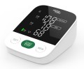Ciśnieniomierz elektroniczny Alphamed Alpha LED, model B09 - widok z ukosa na wyświetlacz i przyciski. Obudowa w kolorze białym, przyciski w kolorze zielonym i białym. Wyświetlacz i jego tło w kolorze czarnym